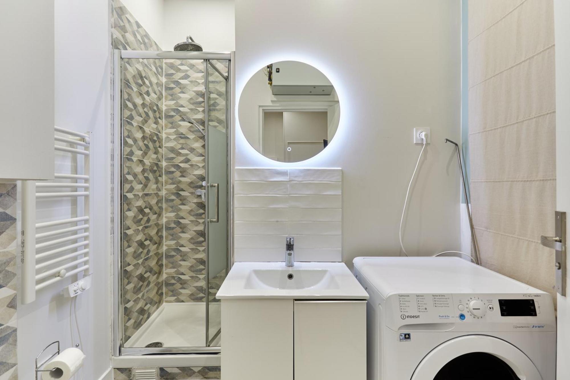 Rent A - Charon Appartement Parijs